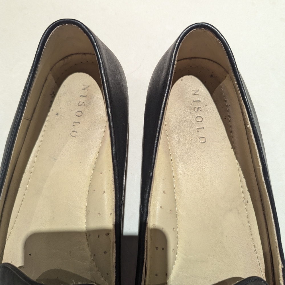 Nisolo flats